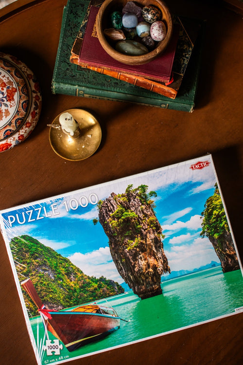 1000 Piece Exotic Beach Jigsaw Puzzle