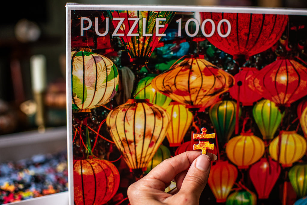 Colorful Lanterns 1000 Piece Jigsaw Puzzle